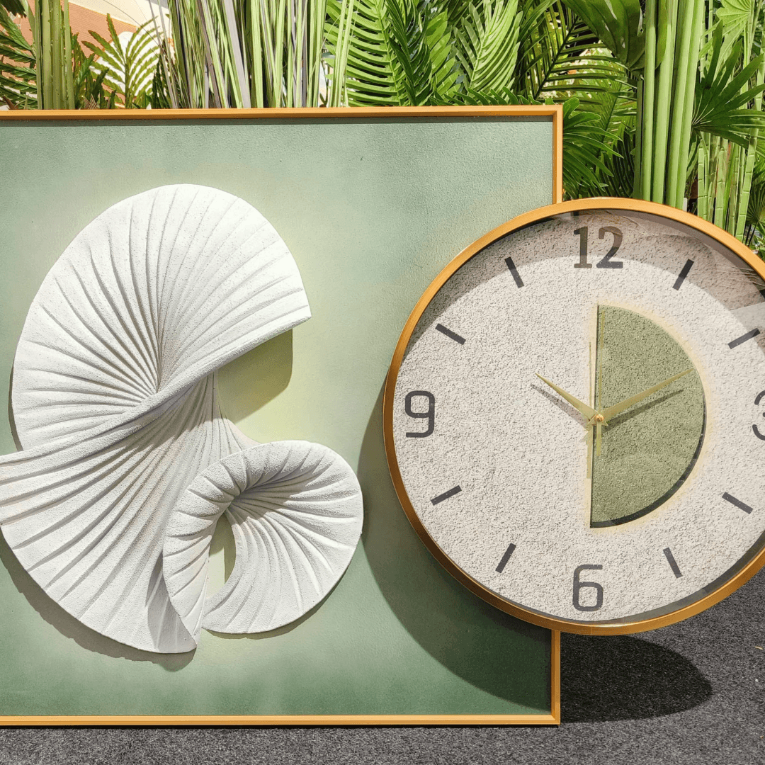 Fusion of Art & Clock Style 17