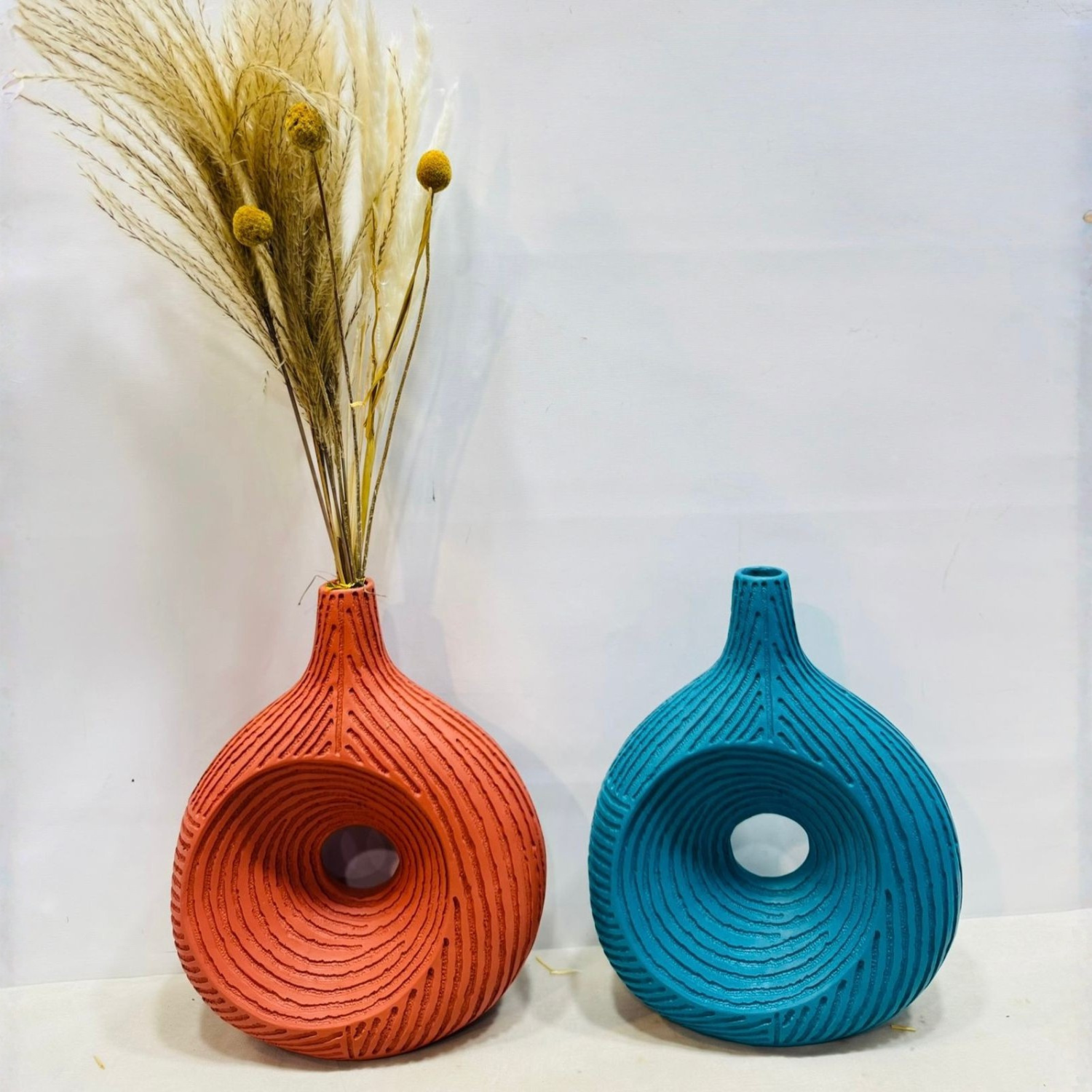 Modern Hollow Circle Decorative Vase with Artificial Foliage