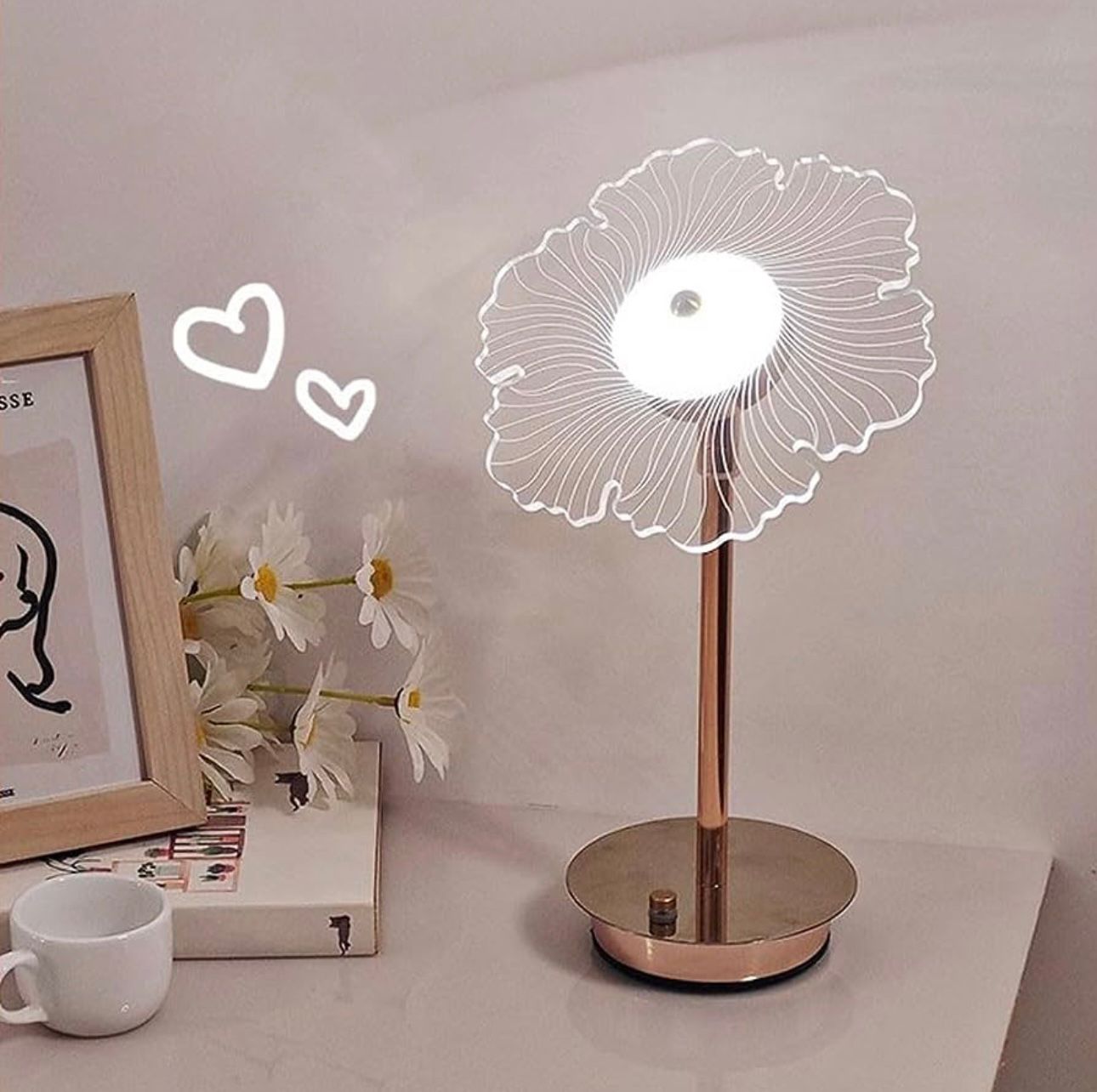 Floral Highlighting Lamp