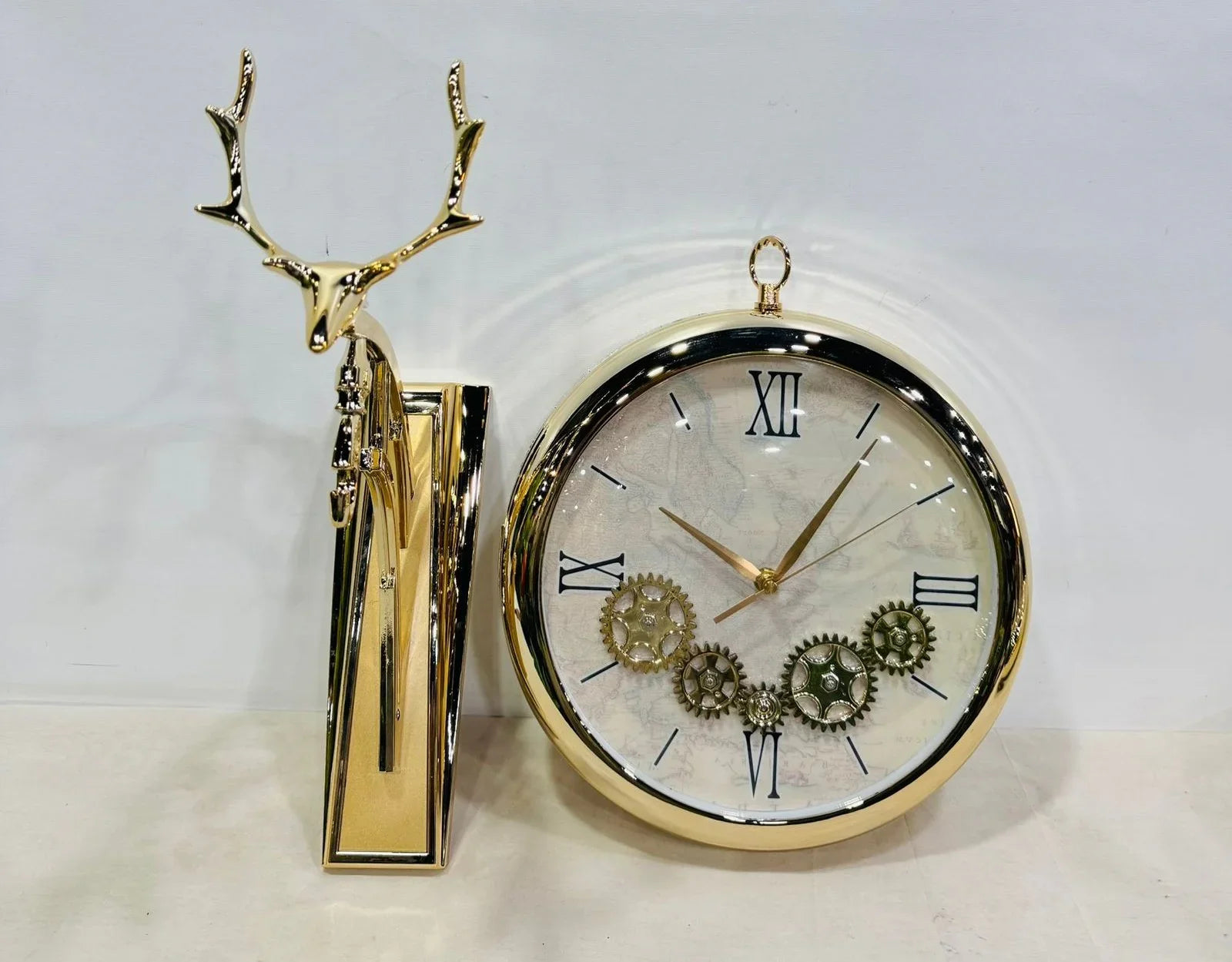 WALL HANGING DUAL FACE CLOCK STYLE 18