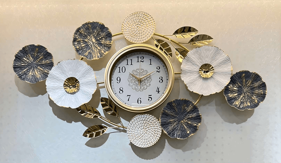 Metal Wall Clock Style 16