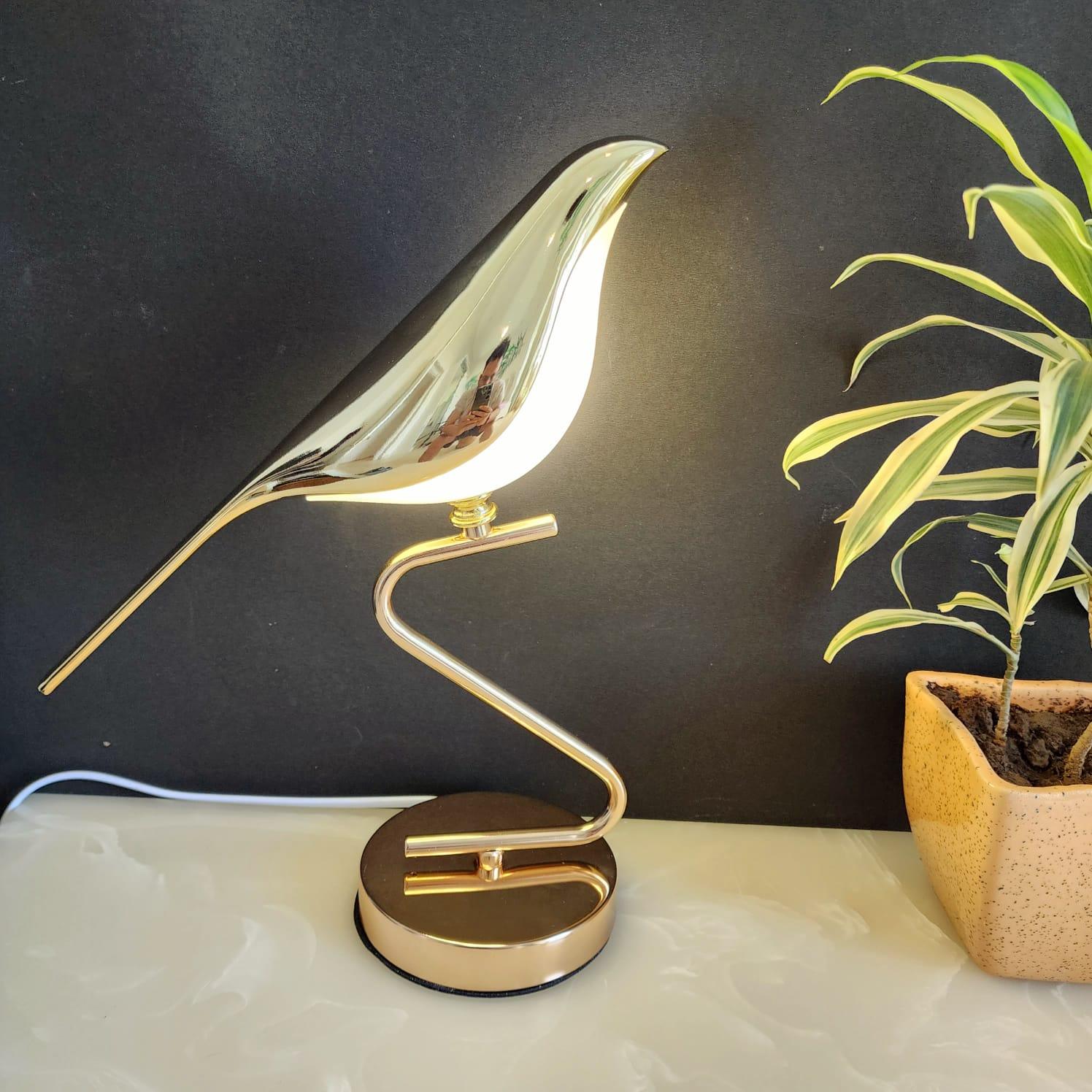 Luxury Golden Bird LED Table Lamp
