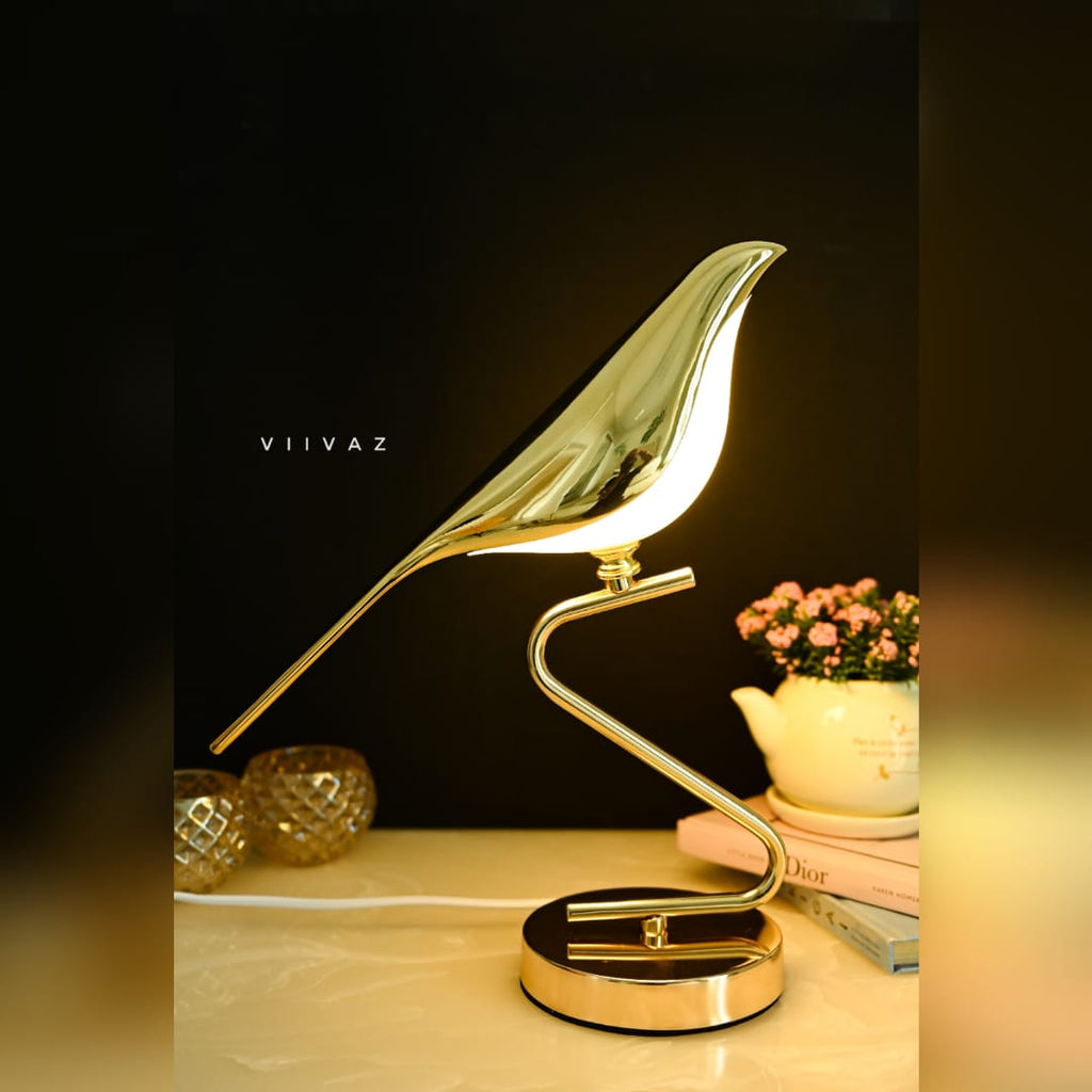 Luxury Golden Bird LED Table Lamp