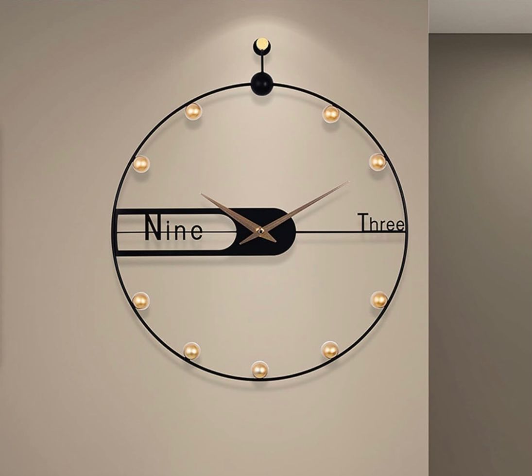 Minimalistic Italian Clock