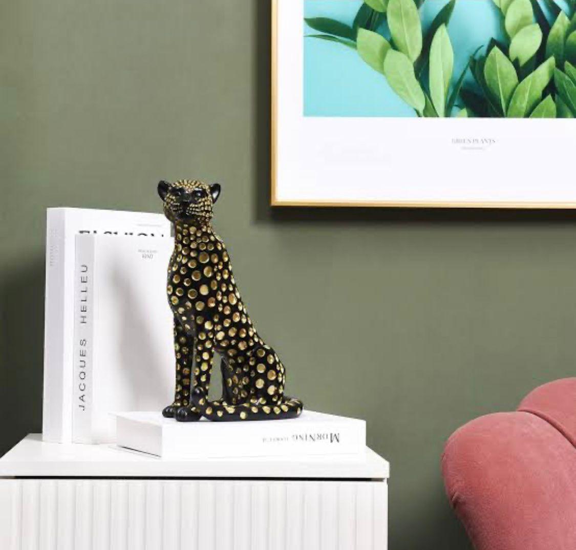 Opulent Cheetah Royalty