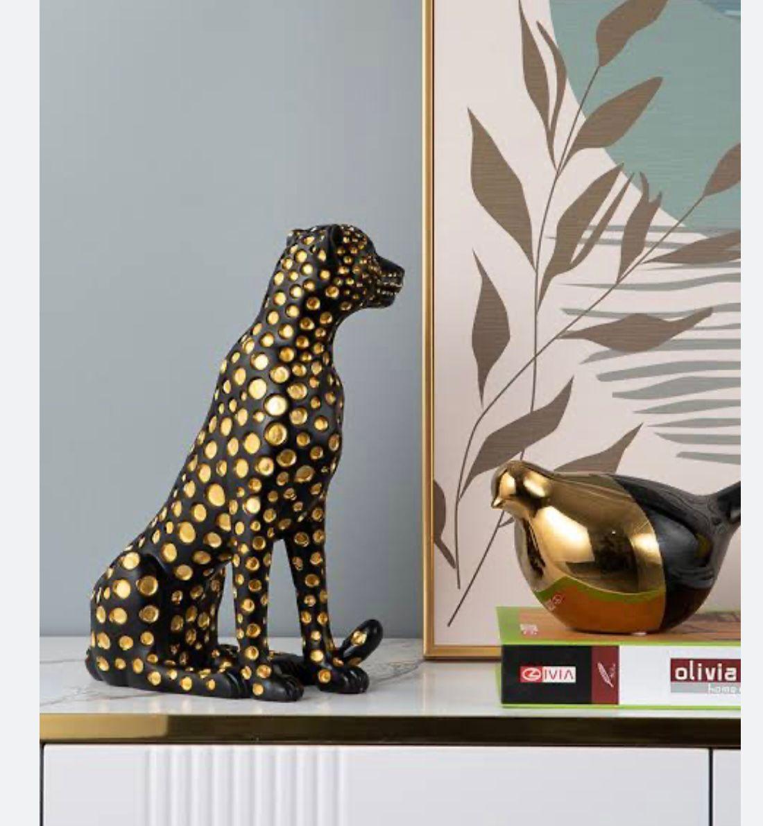 Opulent Cheetah Royalty