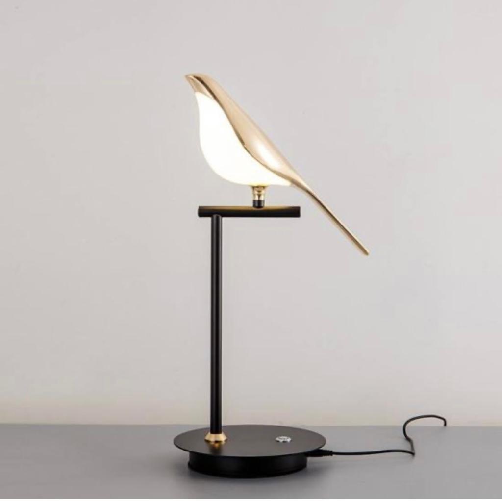 Chirping Sparrow Lamp