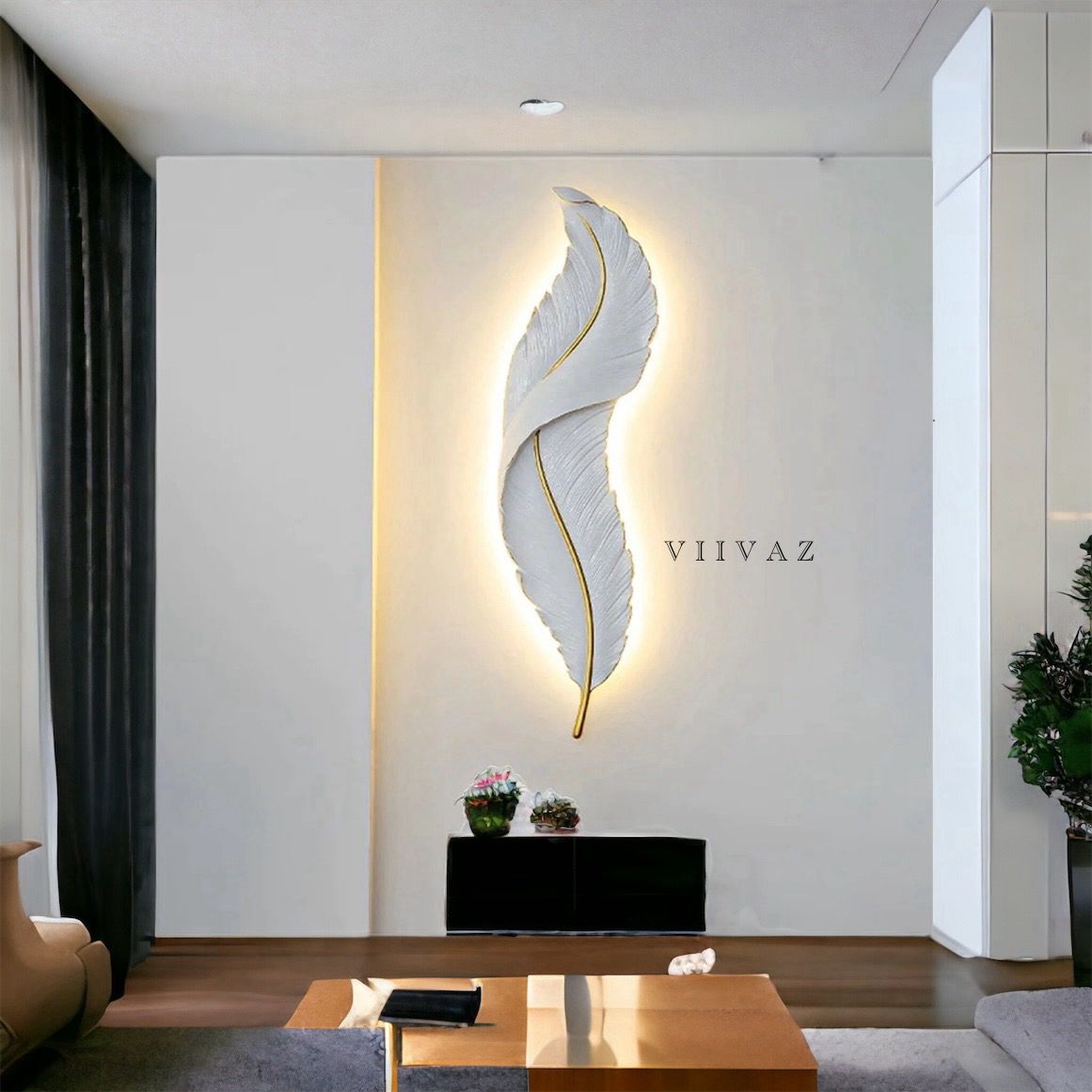 Well Crafted feather Wall Lamp