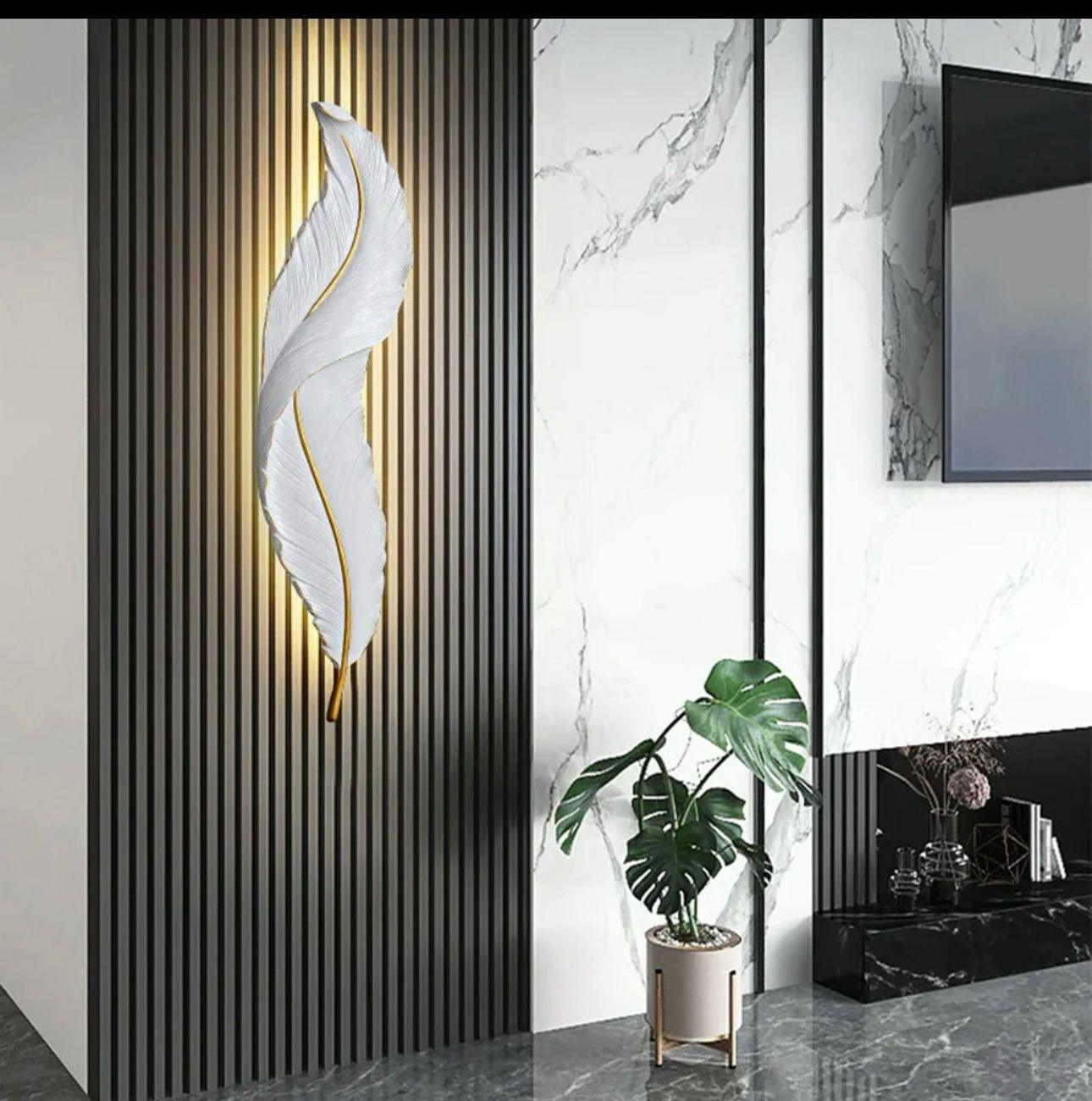 Well Crafted feather Wall Lamp