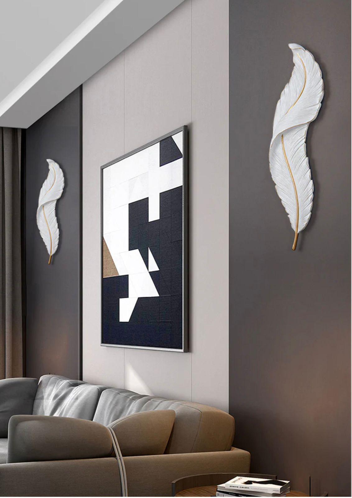 Well Crafted feather Wall Lamp