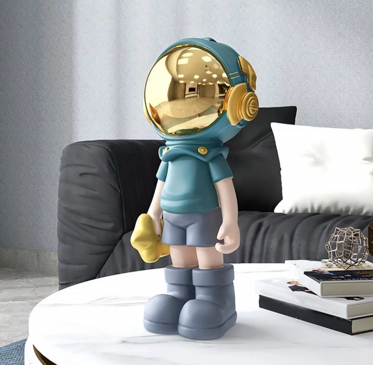 Summer Spaceman Astronaut Statue