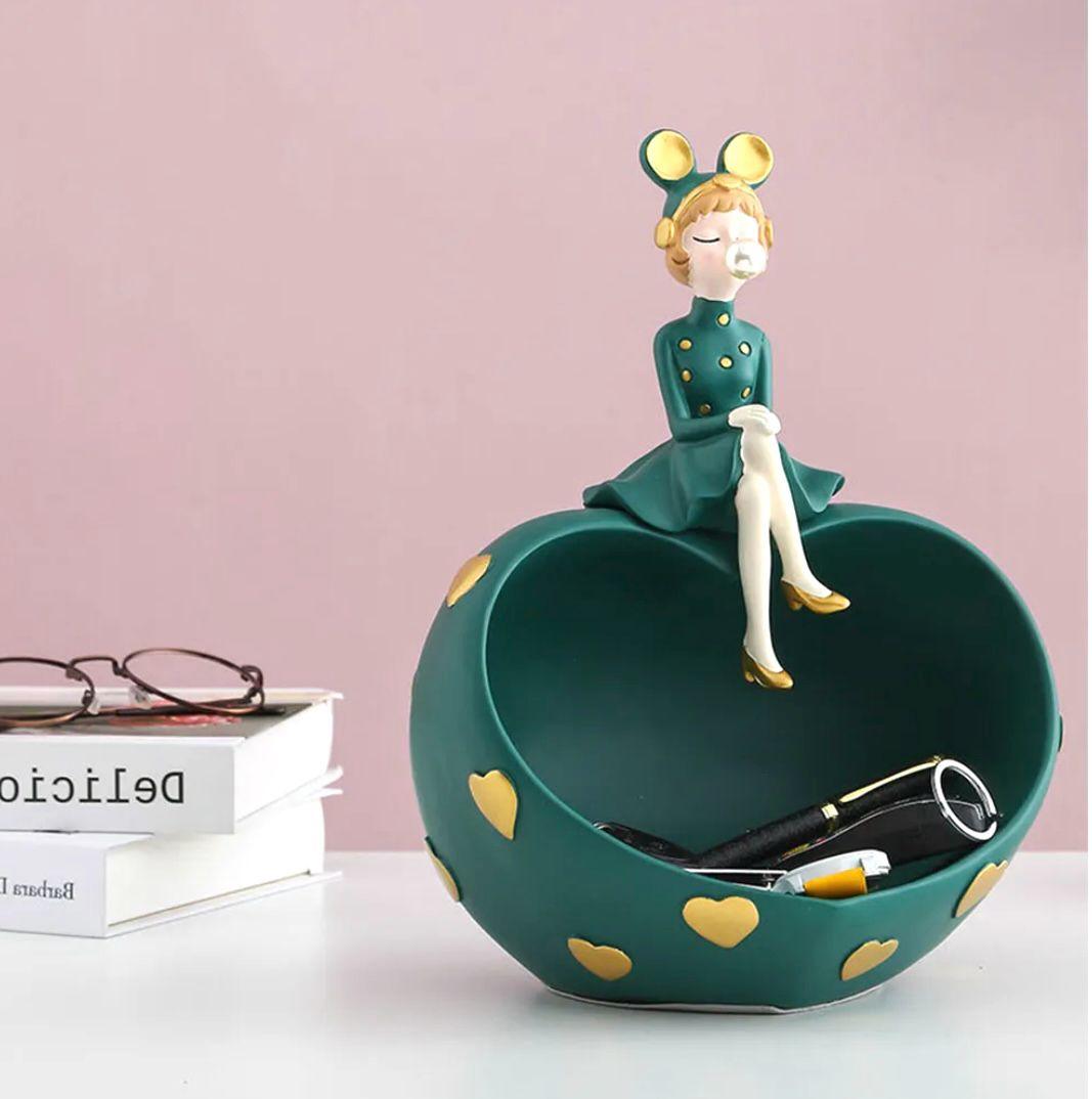 Ms Cathy Heart Holder