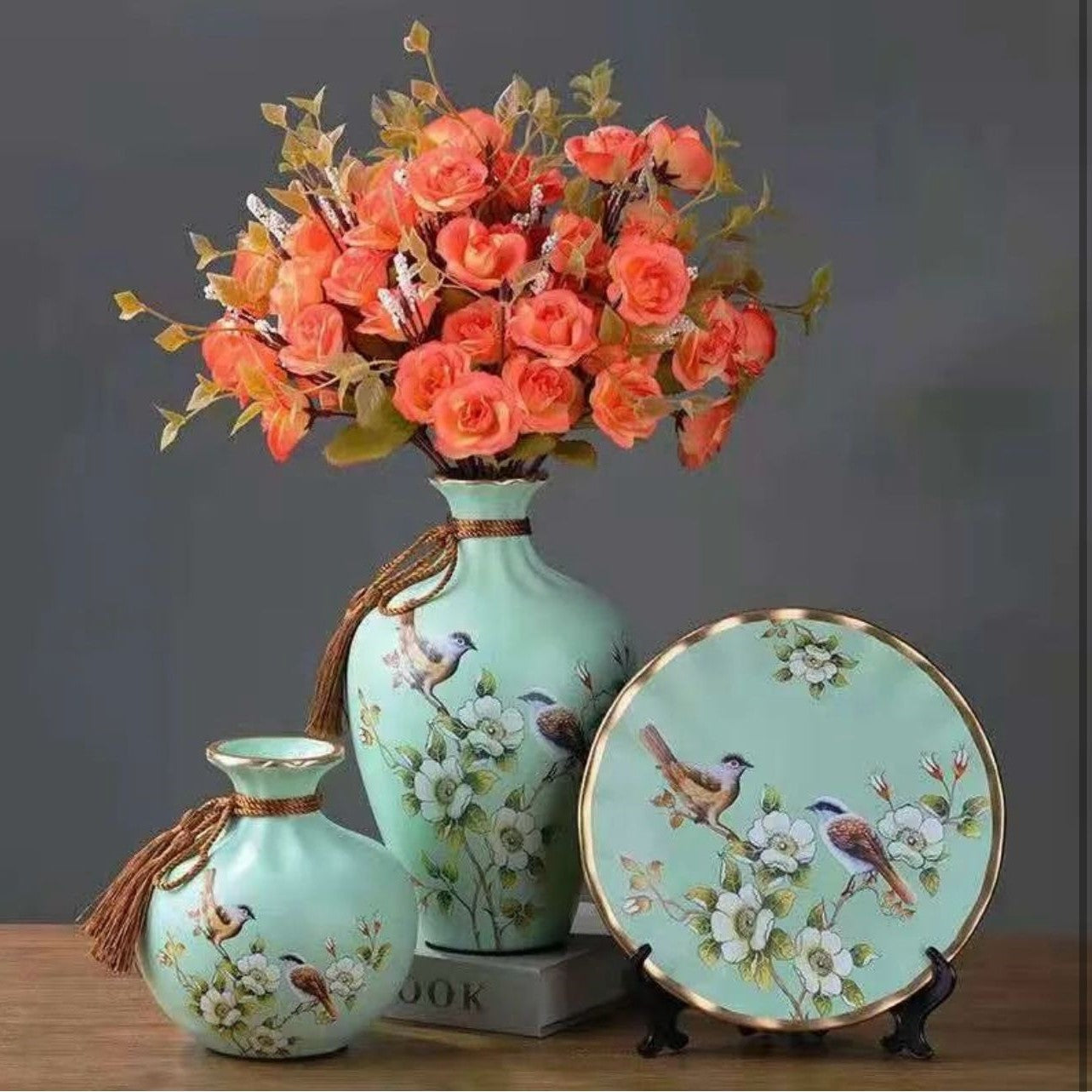 Euro Ceramic Vase - Curio Shelves Antique Style 1