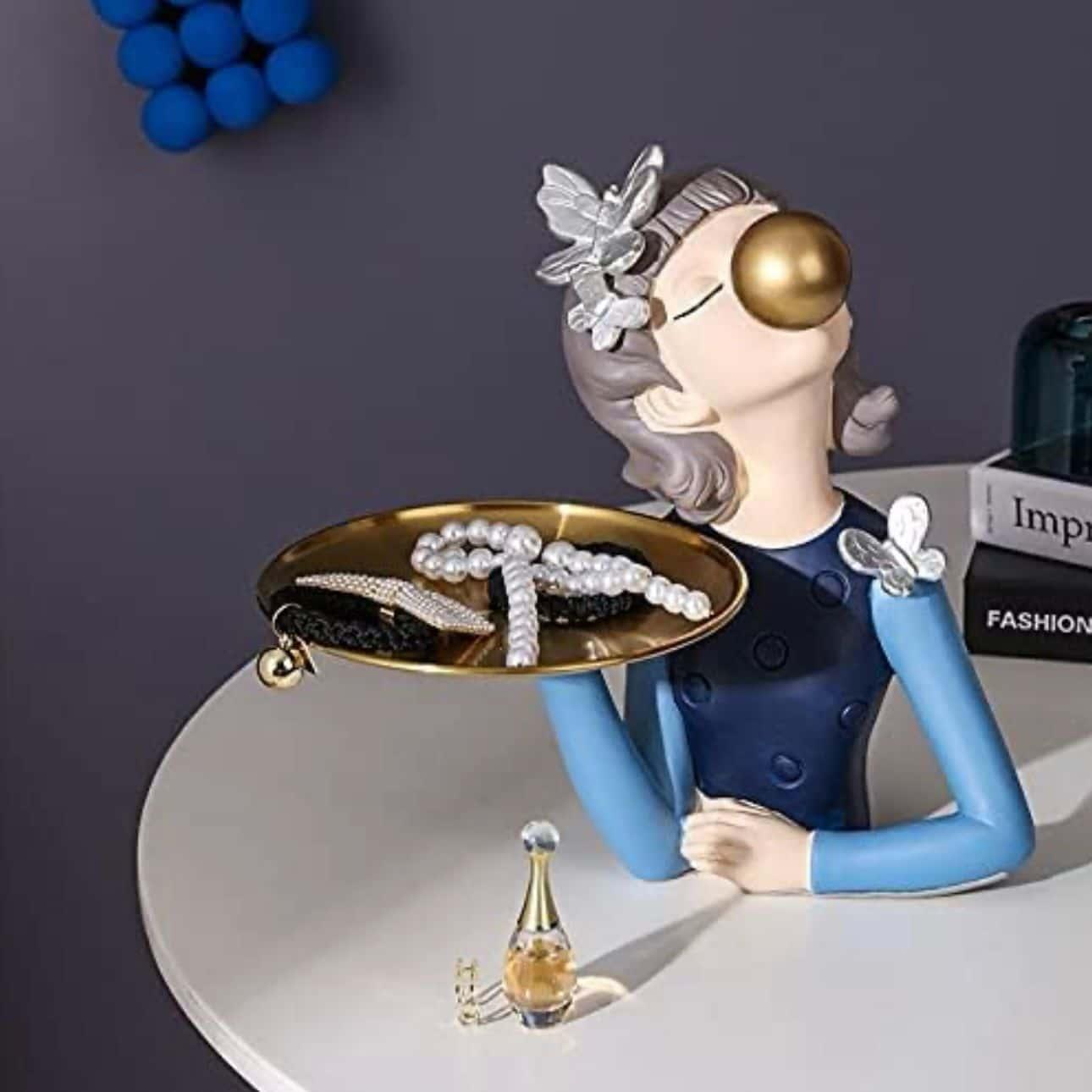 Ms Sasy - A Girl with Tray