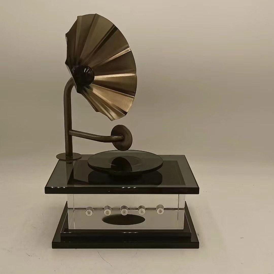 VINTAGE CRYSTAL GRAMOPHONE STYLE 2