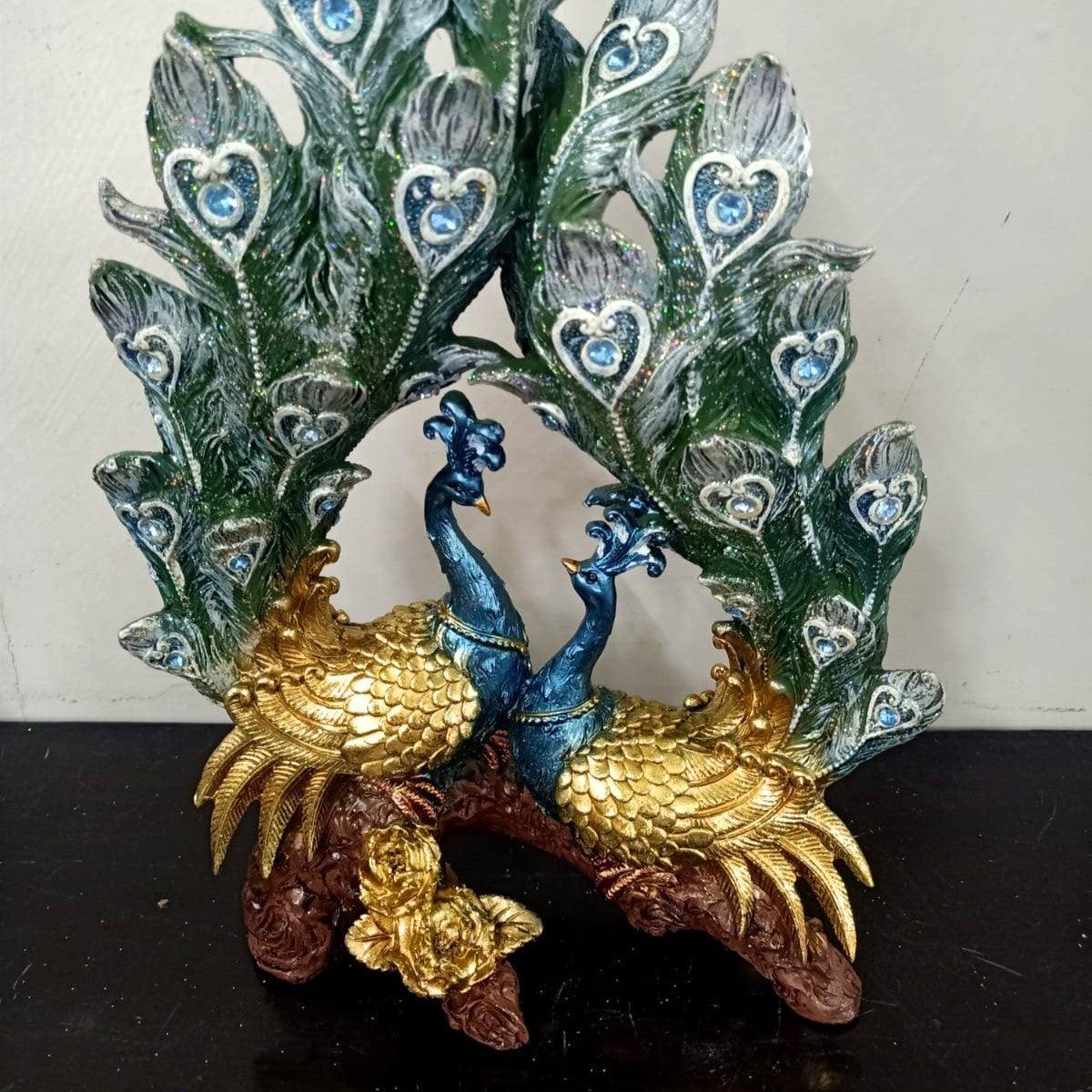 MESMERIZING PEACOCK DECOR STYLE 5
