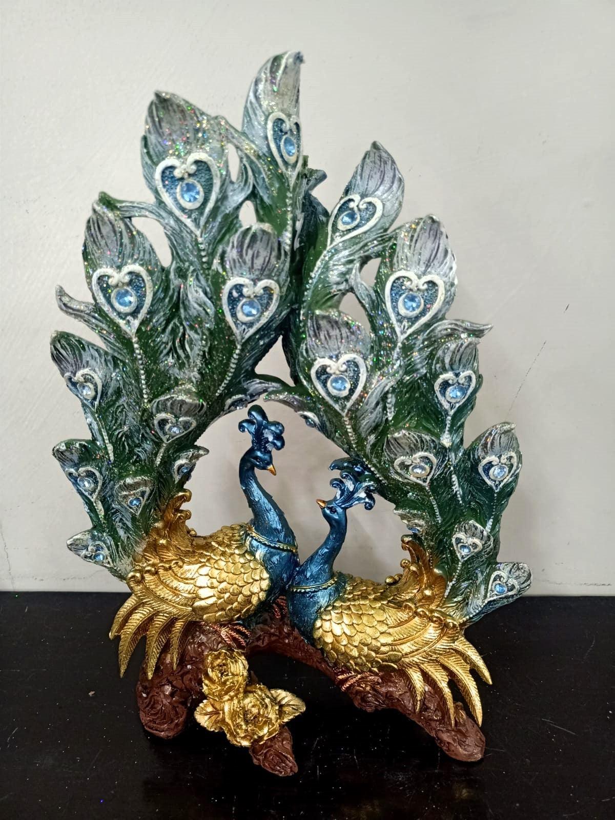 MESMERIZING PEACOCK DECOR STYLE 5