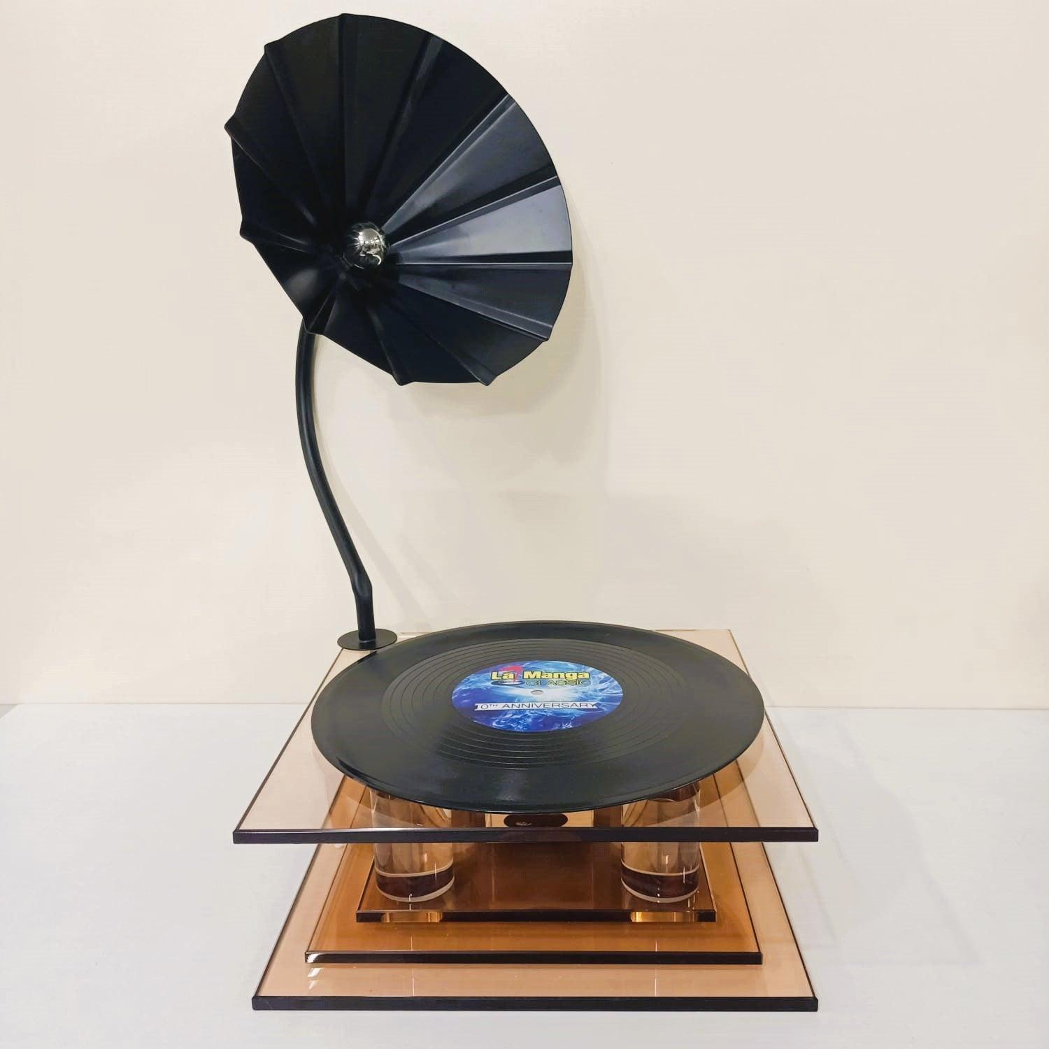 VINTAGE CRYSTAL GRAMOPHONE STYLE 5