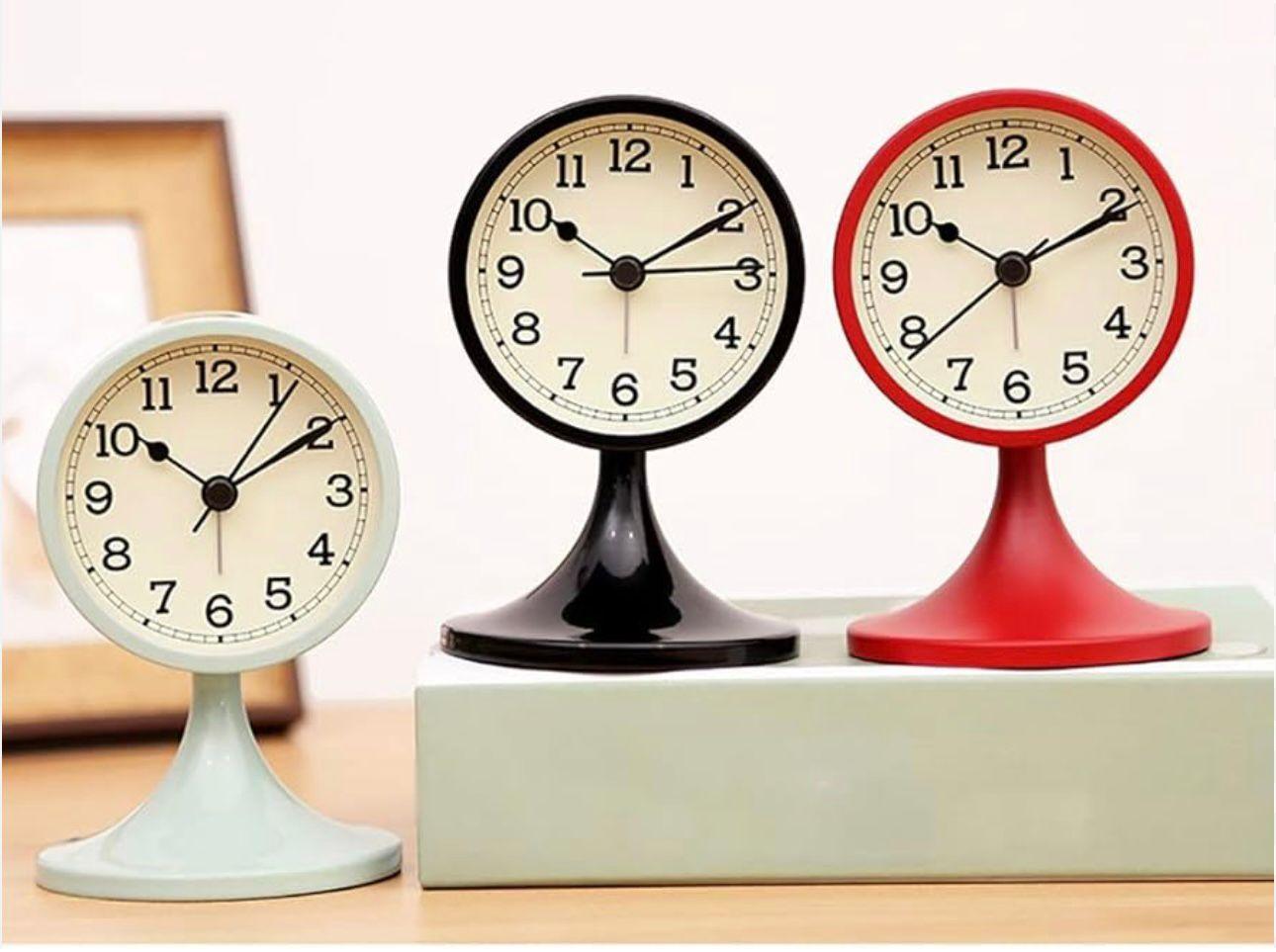 QUARTZ TABLE CLOCK STYLE 1