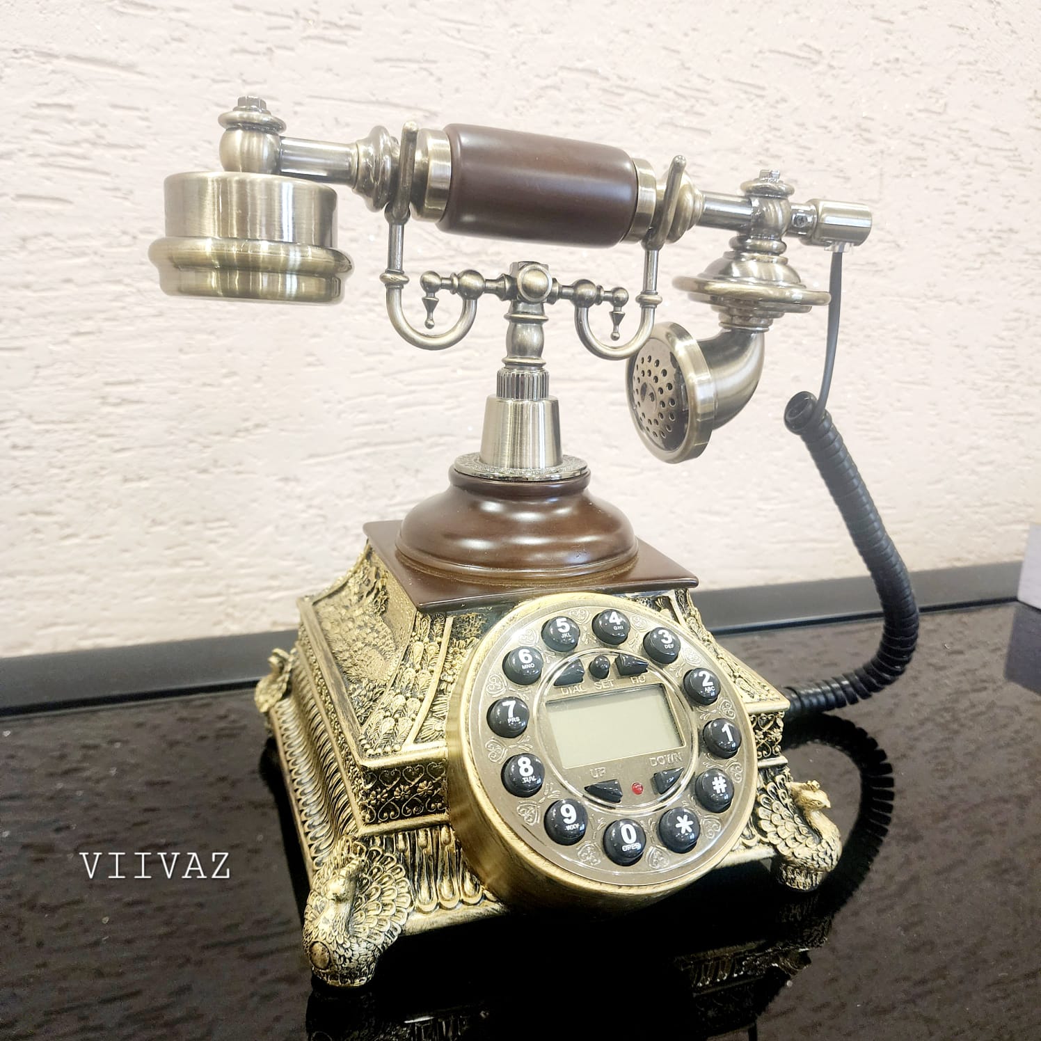 VINTAGE ROYAL TELEPHONE DECOR STYLE 4