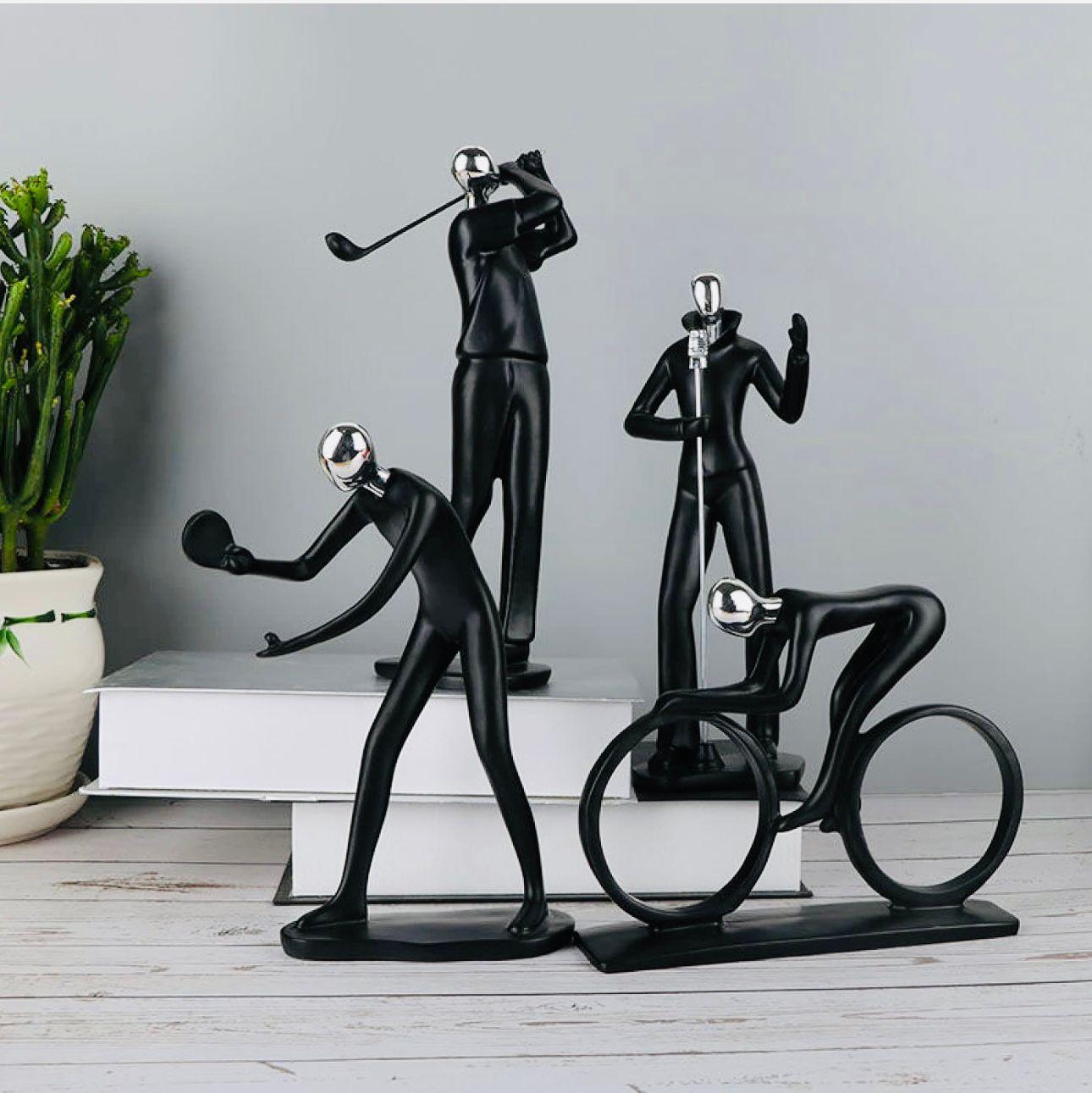 SPORTS FIGURINE - TAEKWONDO ARTIST