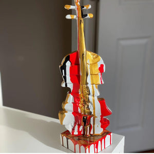 OIL PAINTED GUITAR SHOWPIECE