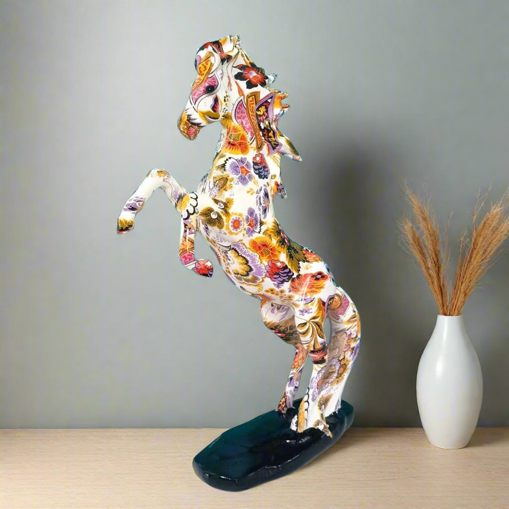 Running Abstract Horse - Style 4