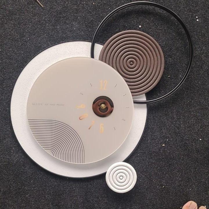 DECORATIVE CLOCK - MODERN SPIRAL INVASION