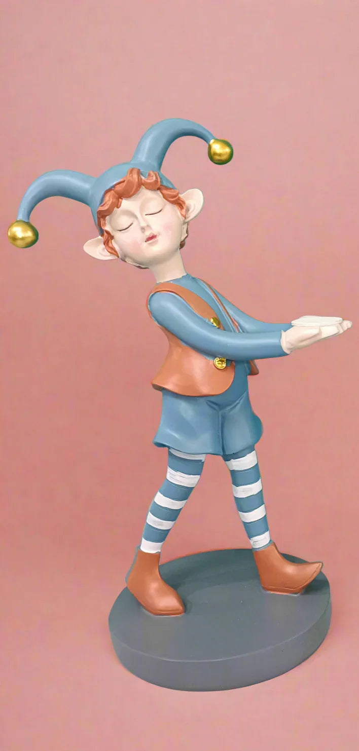 Ms Daisy clapping in joy