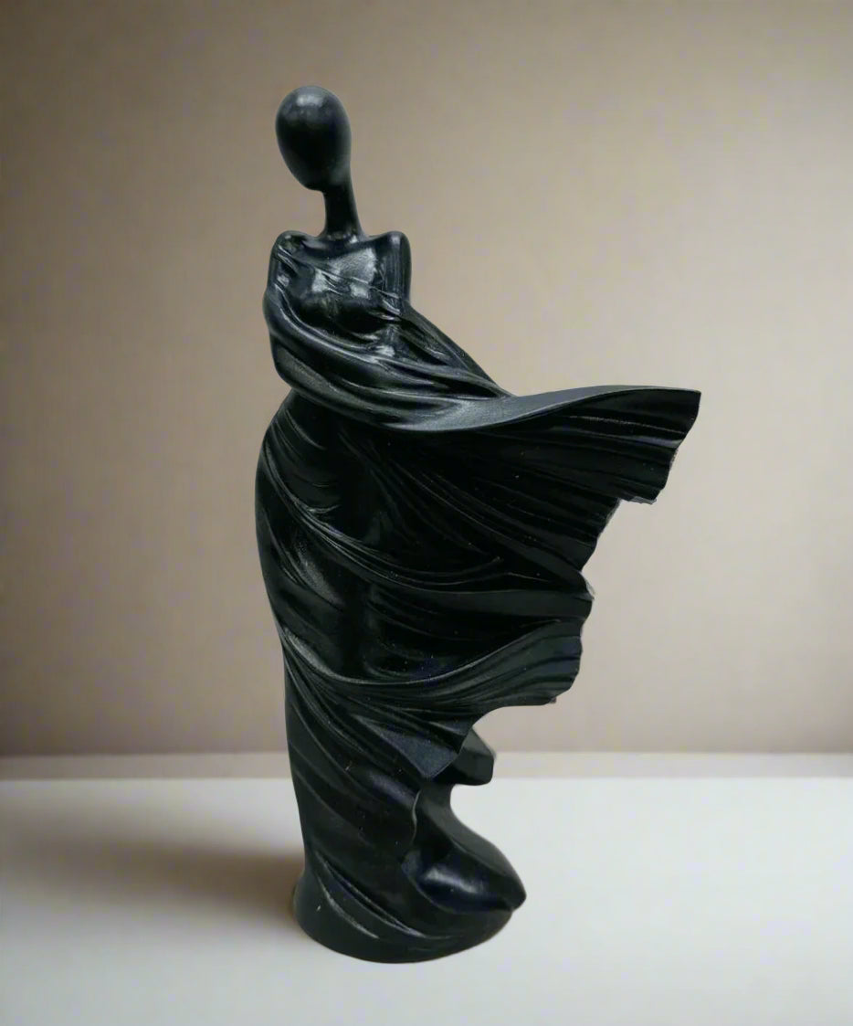 Shadow Muse – Feminine Grace Sculpture