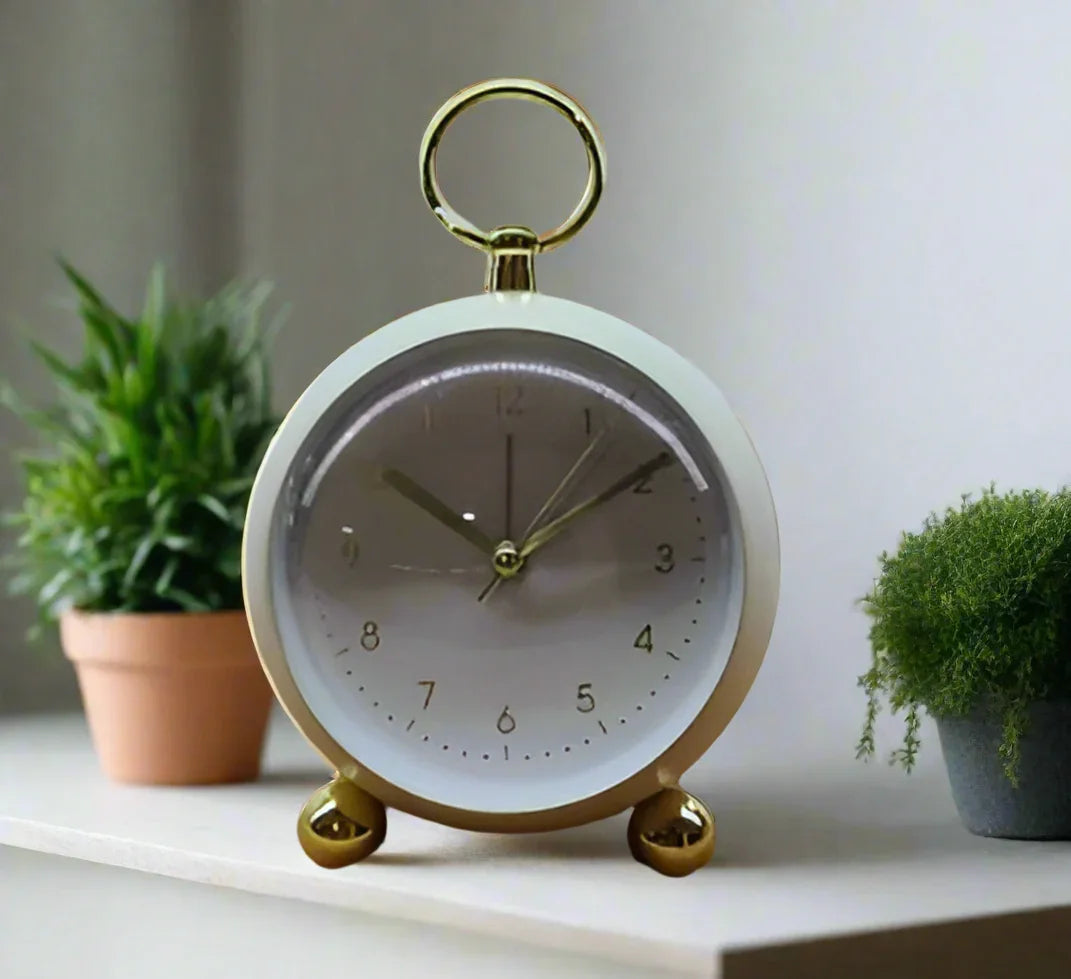 TABLE CLOCK STYLE 8