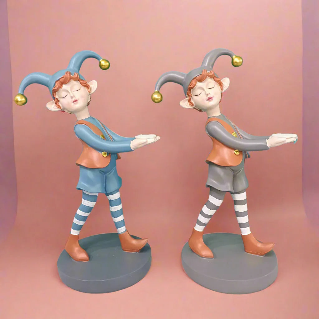 Ms Daisy clapping in joy