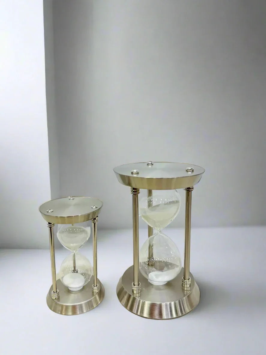METALLIC HOURGLASS