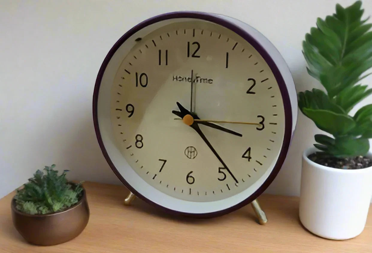 TABLE CLOCK STYLE 10