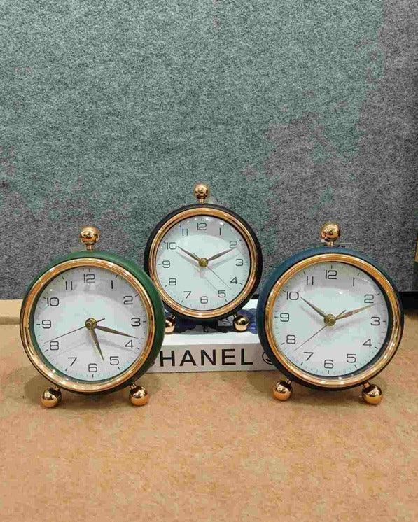 TABLE CLOCK STYLE 17