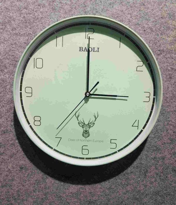Metal Wall Clock Style 63