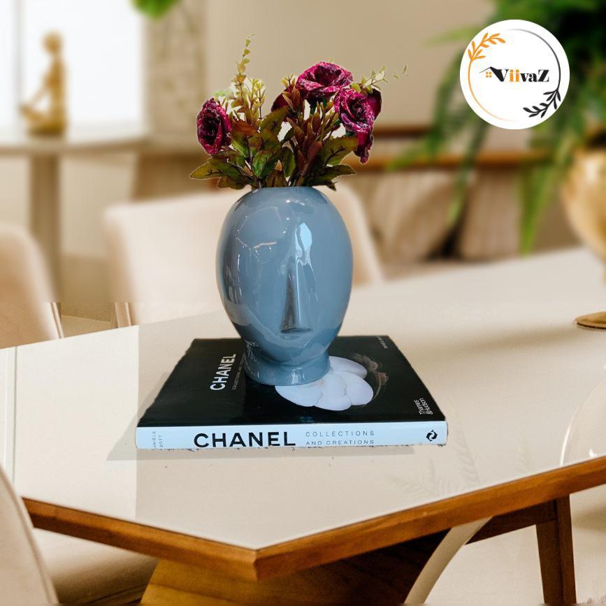 Adorable Human Face Vases