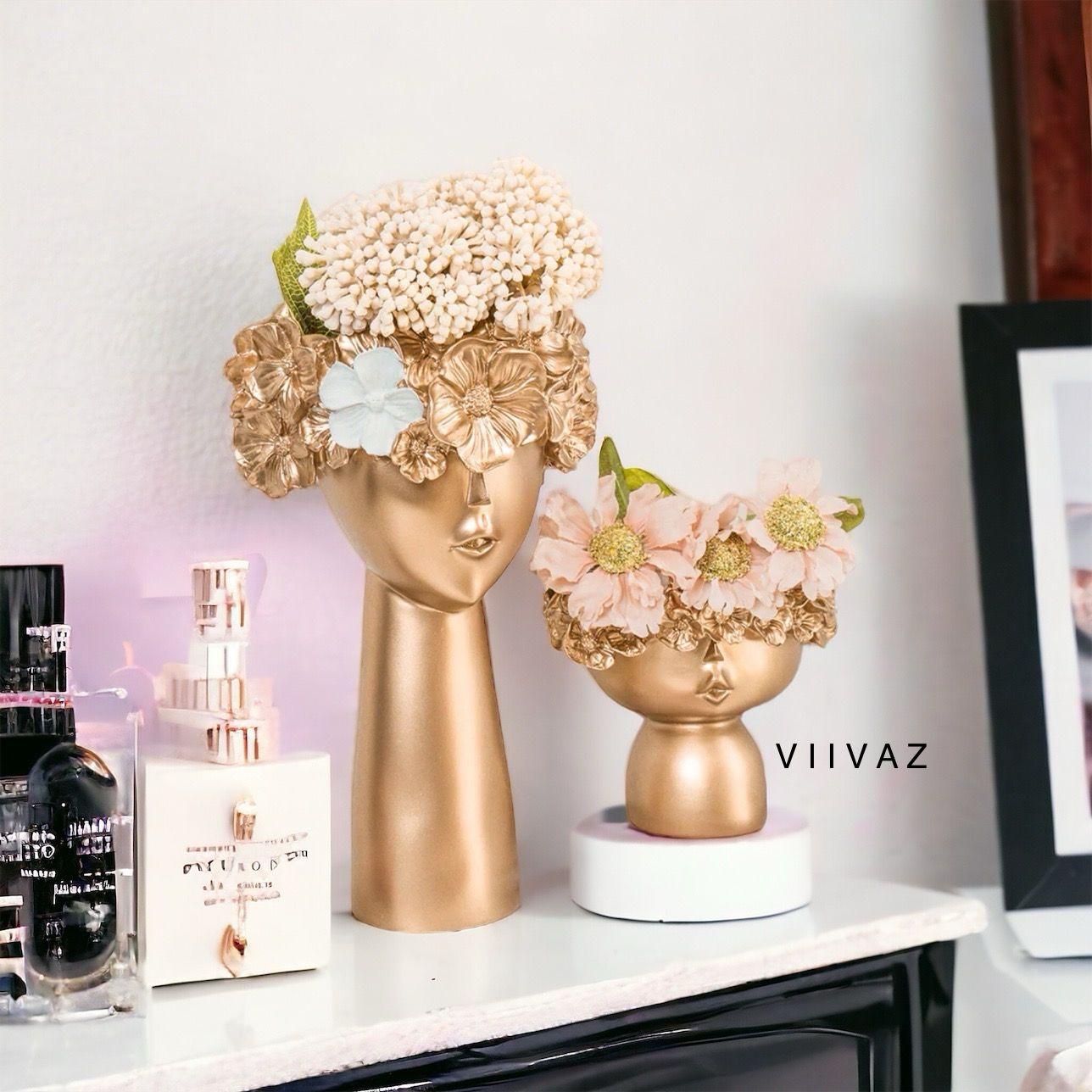 Adorable Tiara Vases