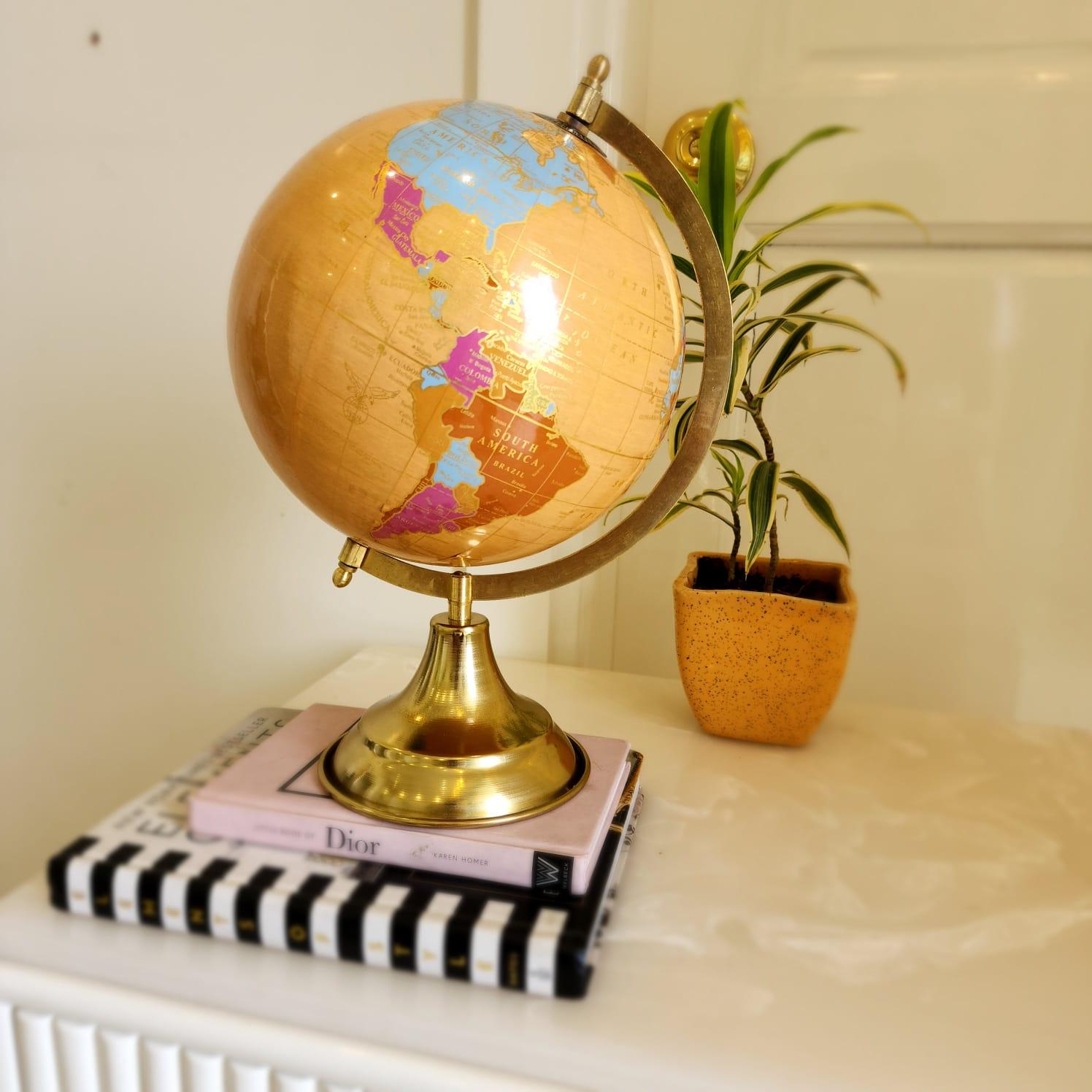 Brazil Laminated Golden Globe