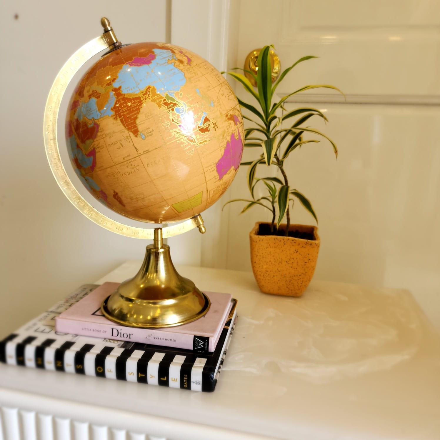 Brazil Laminated Golden Globe