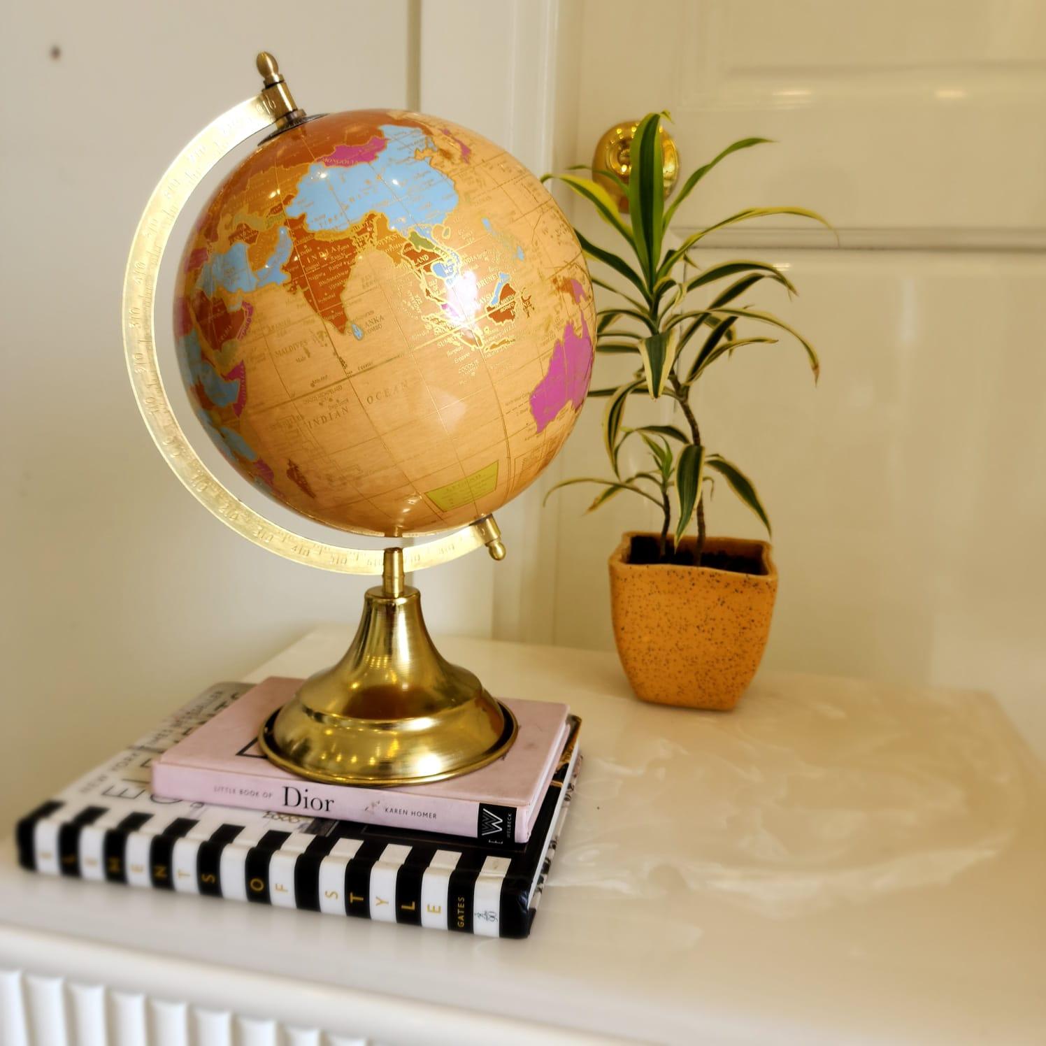 Brazil Laminated Golden Globe
