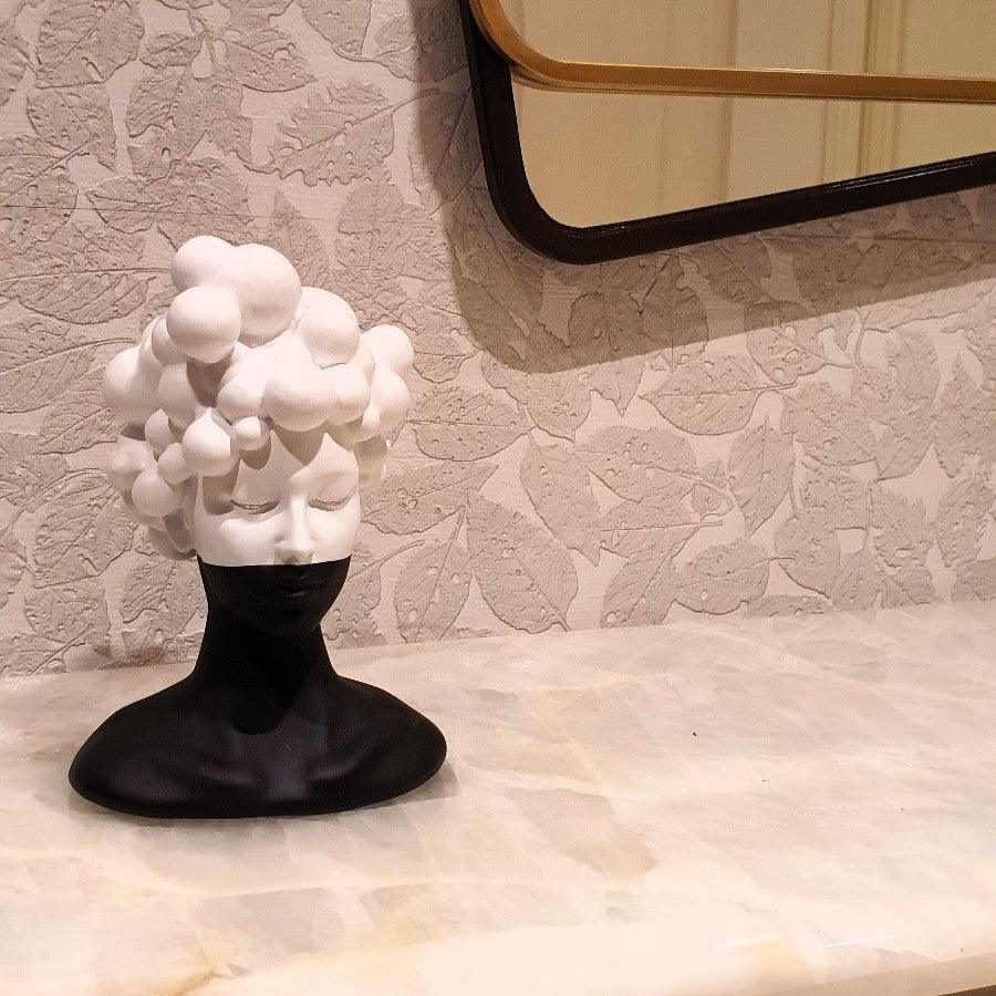 BUBBLE HEAD VICTORIAN LADY DECOR