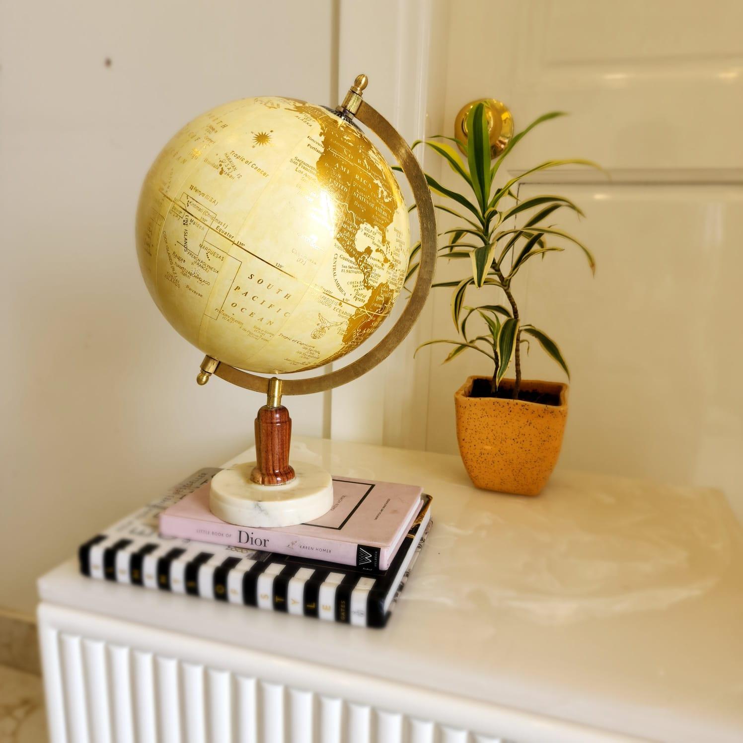 Caire Laminated Golden Beige Globe