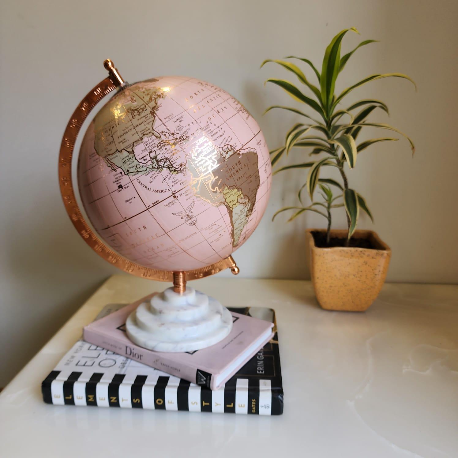 Central Laminated Pink Globe