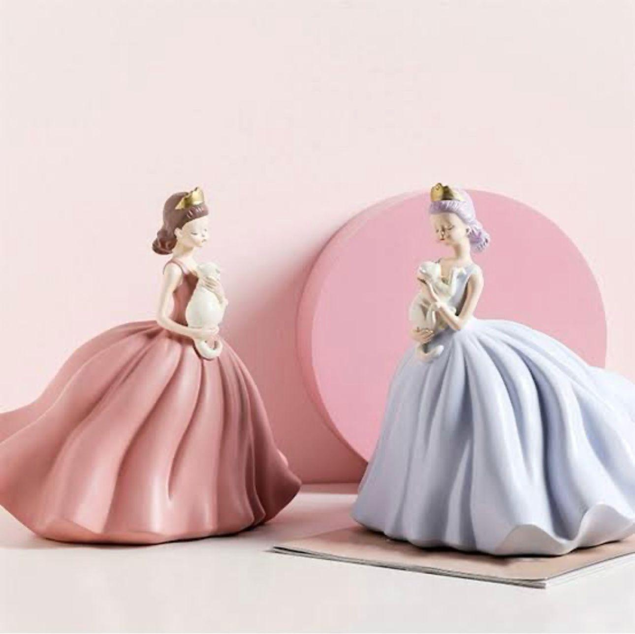 Charming Princess with Cat