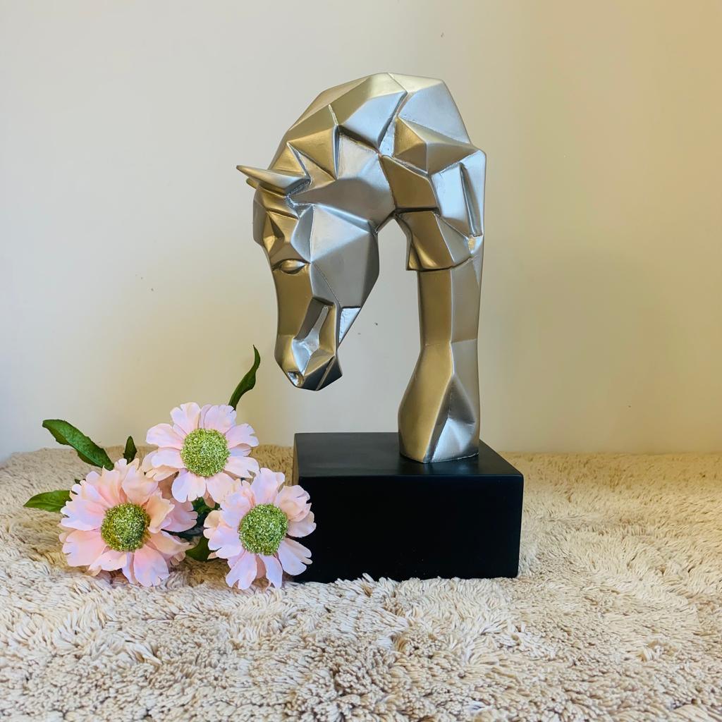 Cheval Horse Figurine