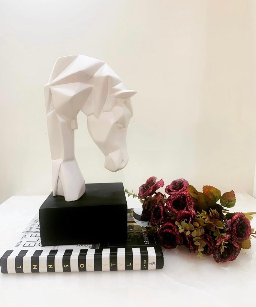 Cheval Horse Figurine