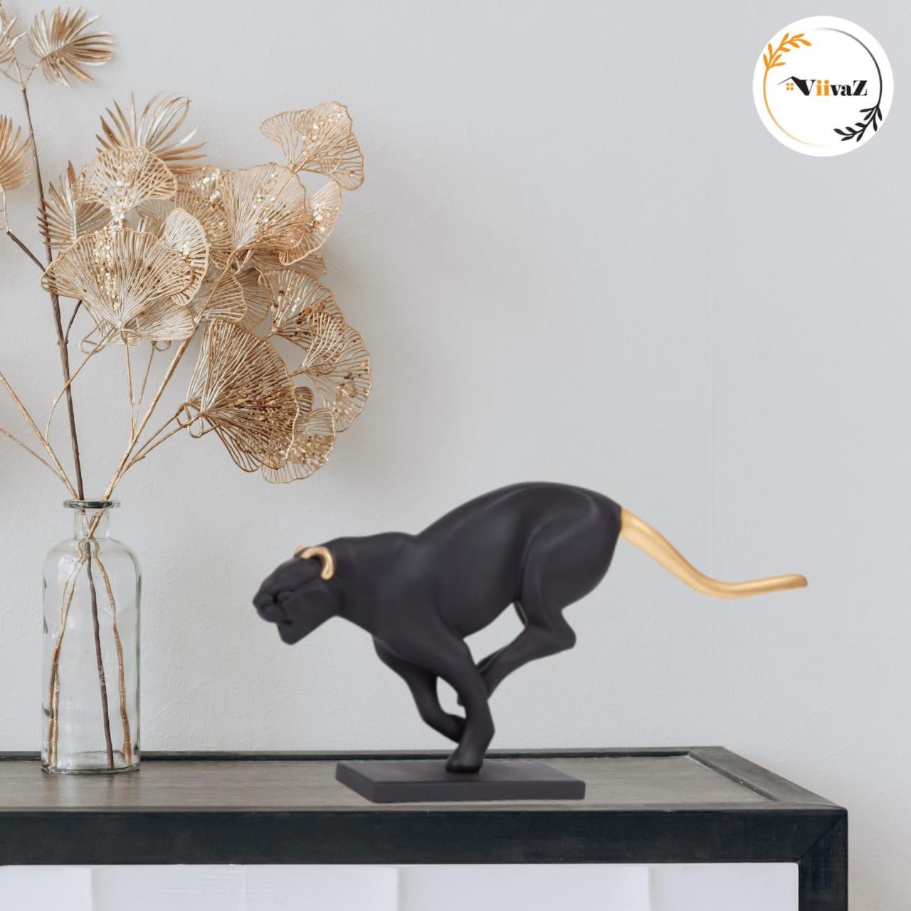 Chivalrous Cougar Sculpture - Curtsied Creature