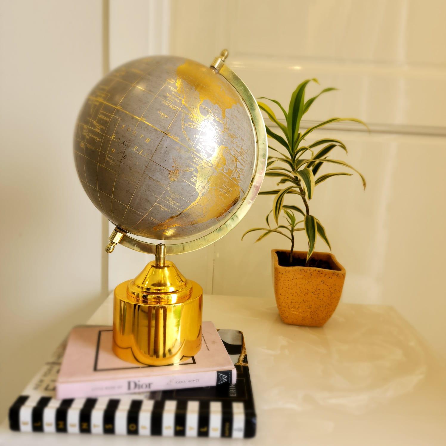Columba Laminated Gold Grey Globe