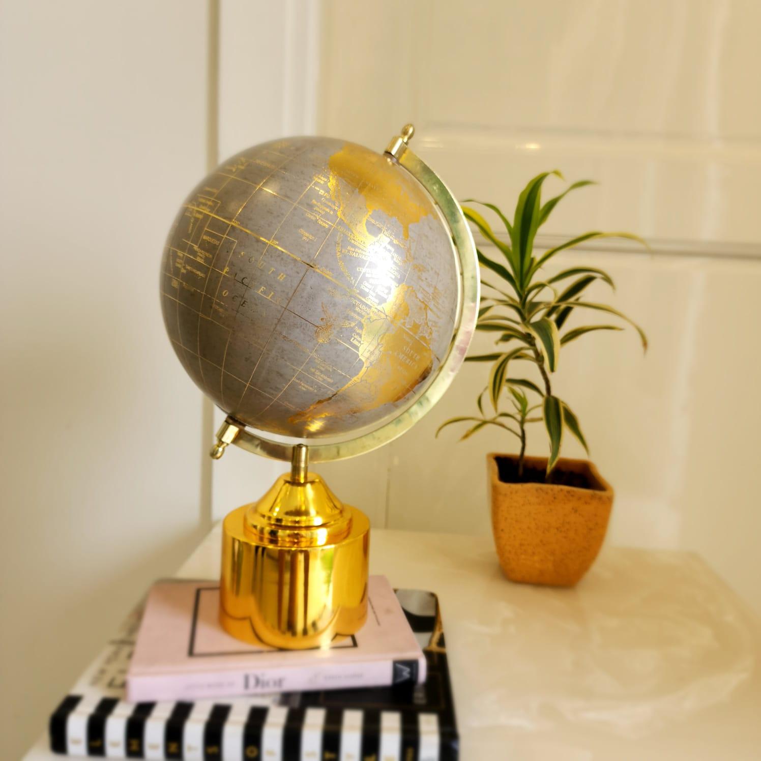 Columba Laminated Gold Grey Globe